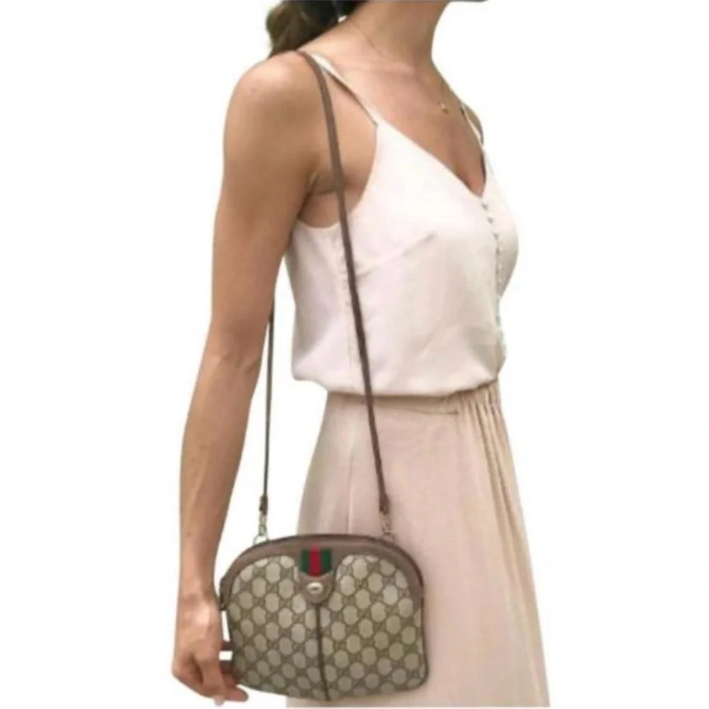 Authentic Gucci crossbody bag brown monogram coated canvas - Picture 2 of 15